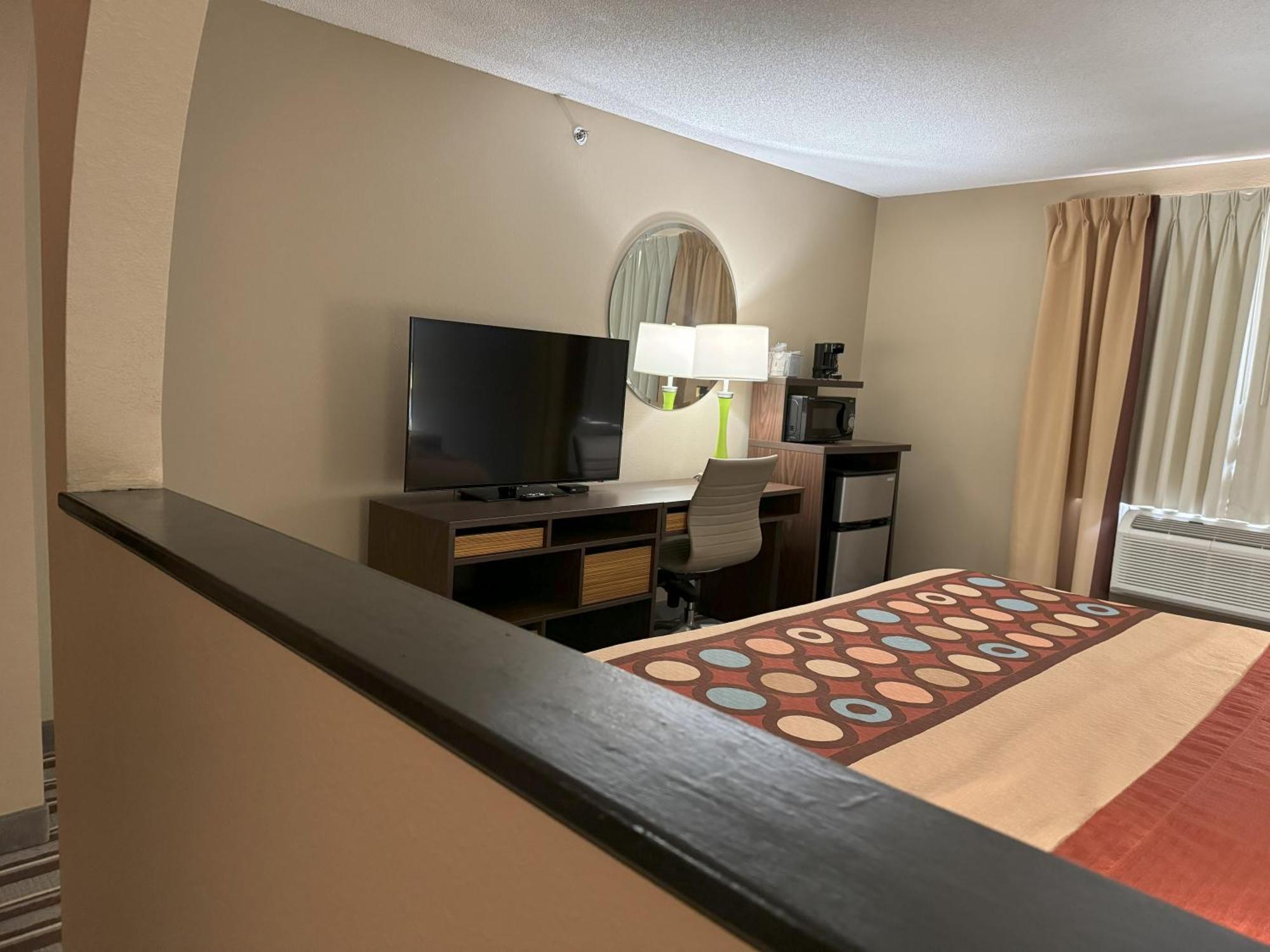 ซูเปอร์ 8 วินฟิลด์/เควล ริดจ์ แอเรีย Hotel Winfield ภายนอก รูปภาพ